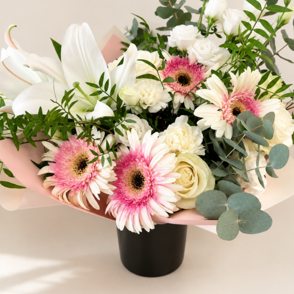 RAMO DE FLORES IBIZA| Vida Floristería en Torrevieja