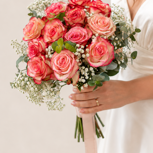 RAMO DE NOVIA BLUSHING BRIDE CON ROSAS BICOLOR | Vida Floristería en Torrevieja