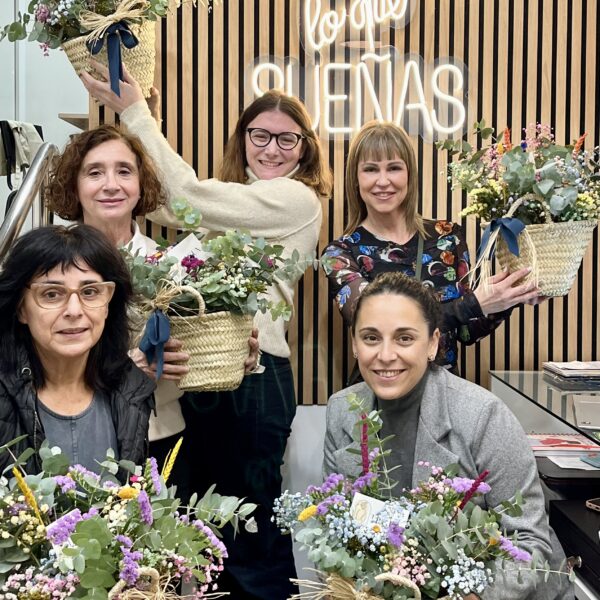 CESTAS DE FLORES ETERNAS - [SÁBADO 13 DE JUNIO 11:00h]