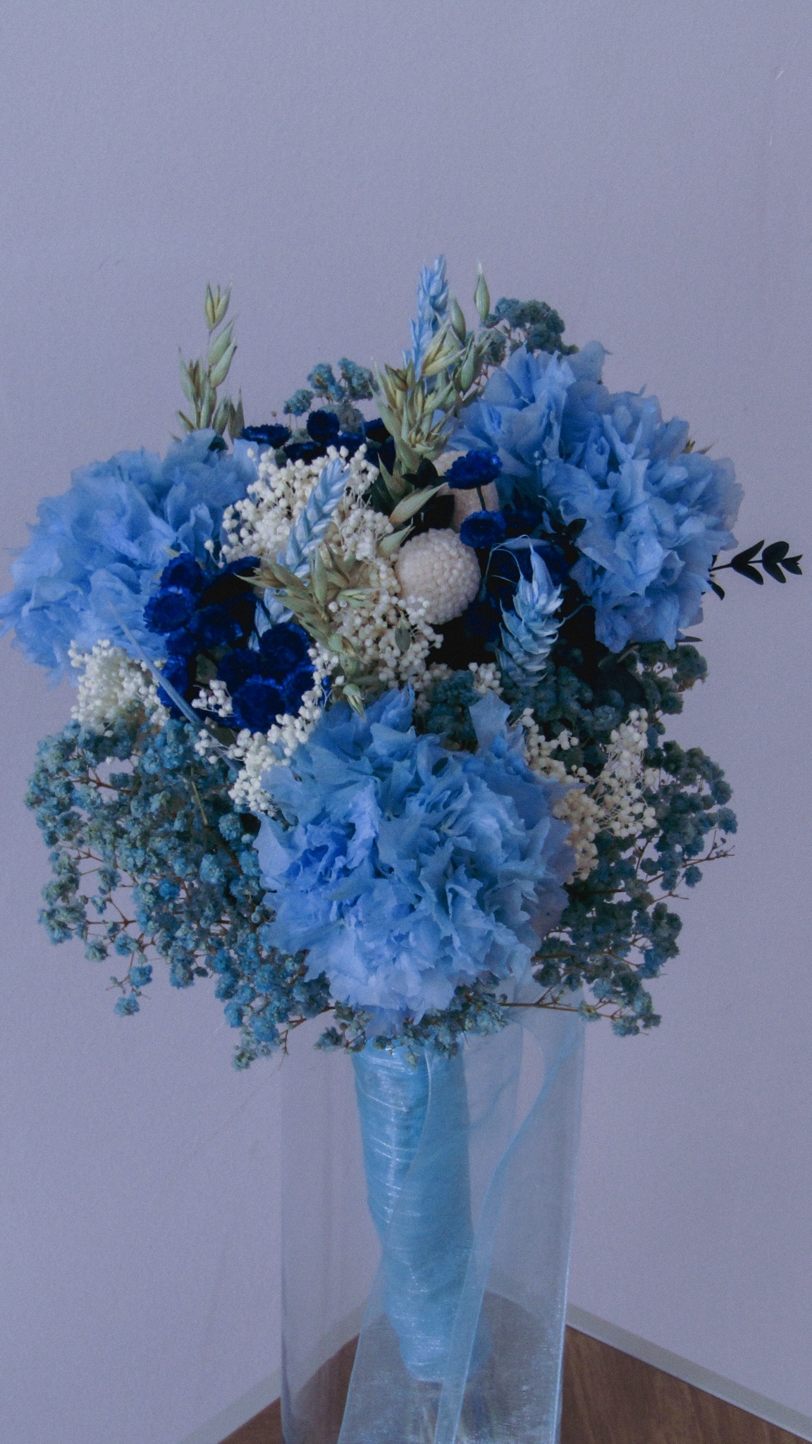 RAMO DE NOVIA TONOS AZULES FLORES SECAS Y PRESERVADOS| Vida Floristería en Torrevieja - Imagen 3