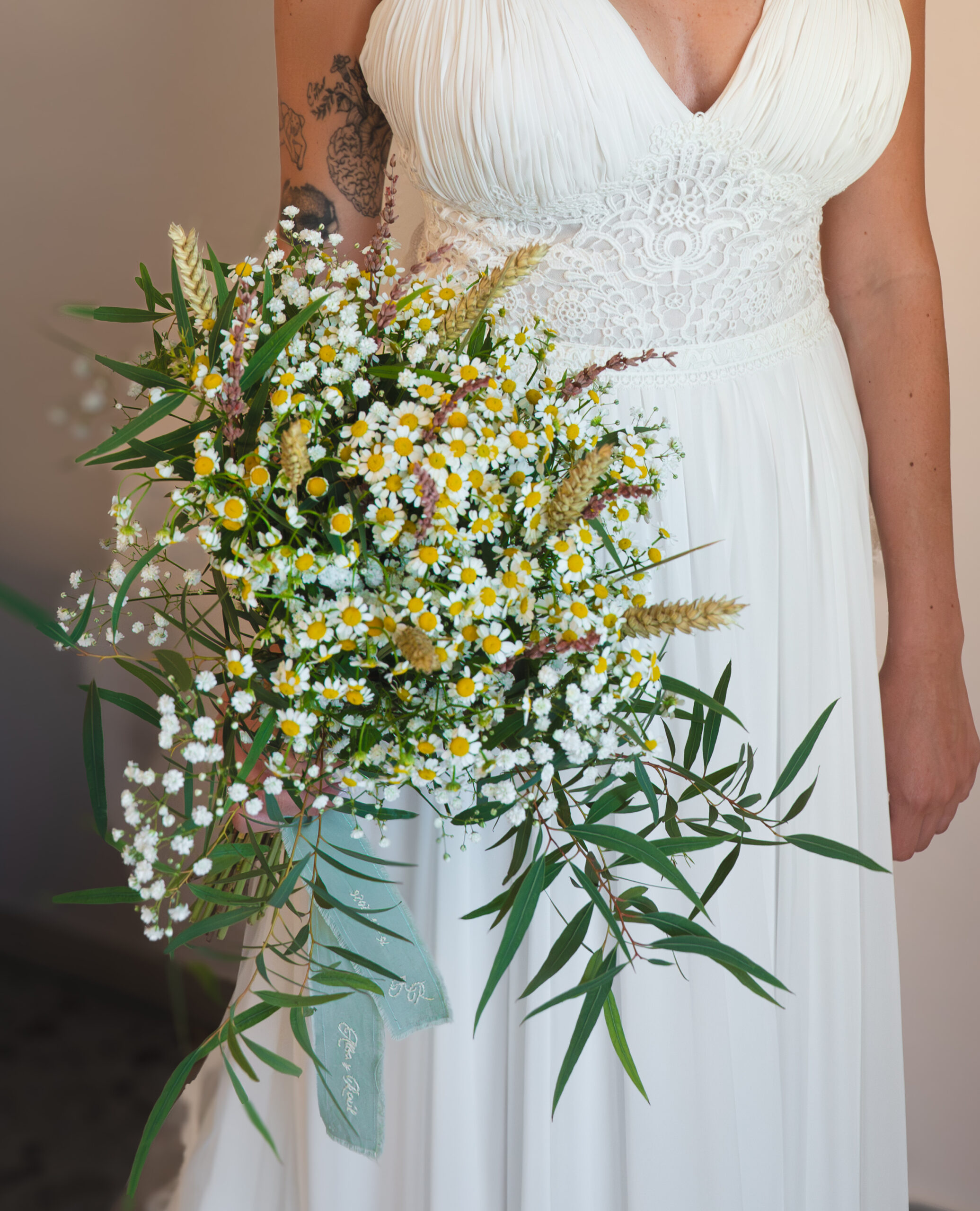 RAMO DE NOVIA ALBA | Vida Floristería en Torrevieja - Imagen 2