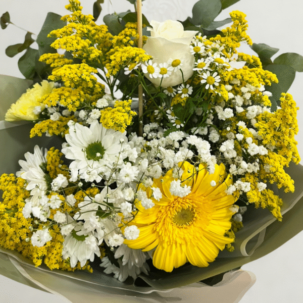RAMO DE FLORES BRISA DE SOL | Floristería Vida en Torrevieja